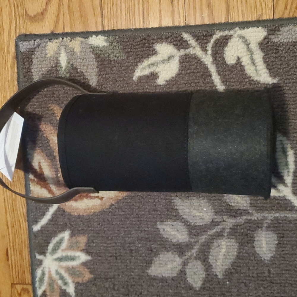 Thirty-one wine bag